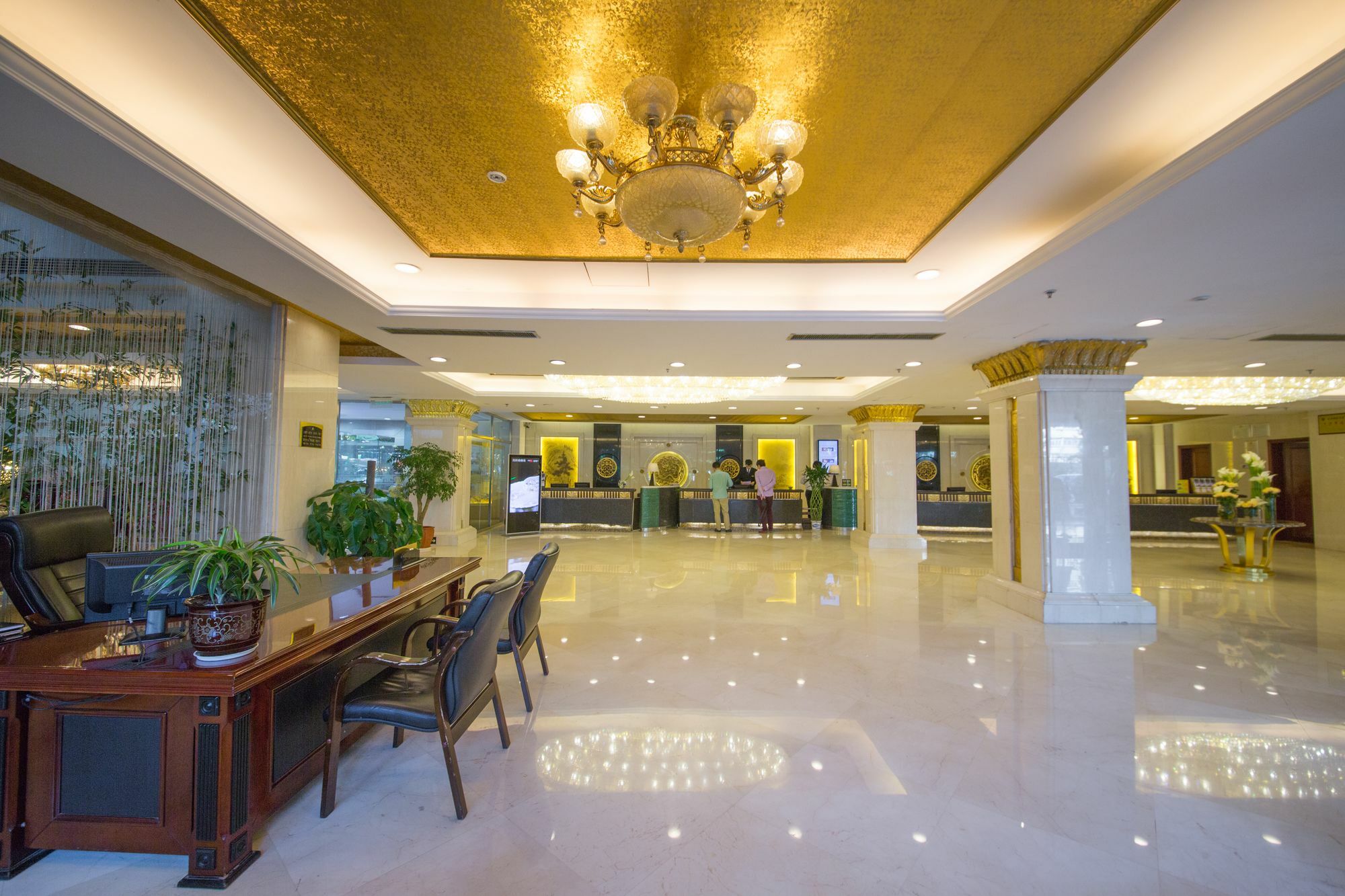 Harvest Hotel Qingdao Buitenkant foto